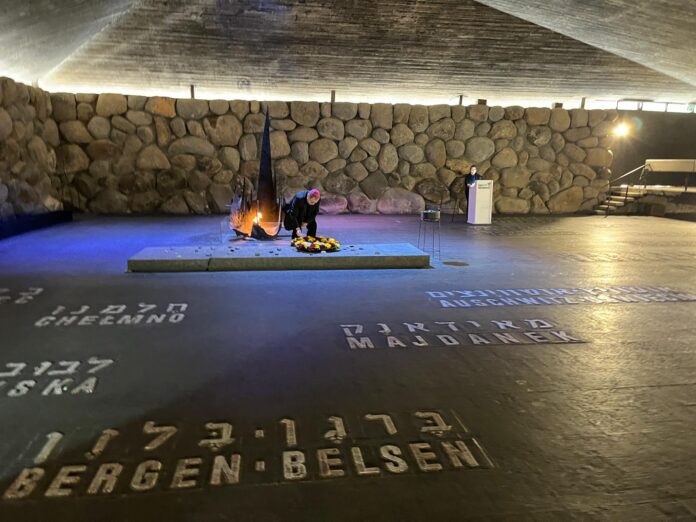 Bischof Bätzing in Yad Vashem