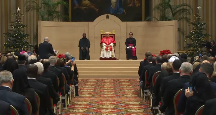 Papst Leo XIV. bei der Audienz mit Diplomaten