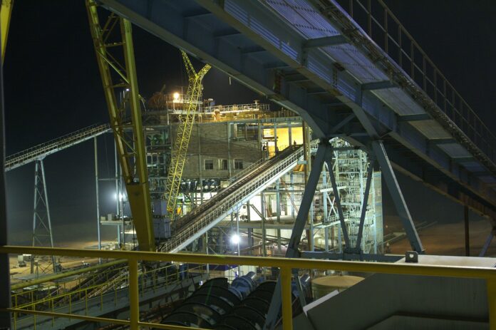 Öl-Raffinerie in Saurimo, Angola