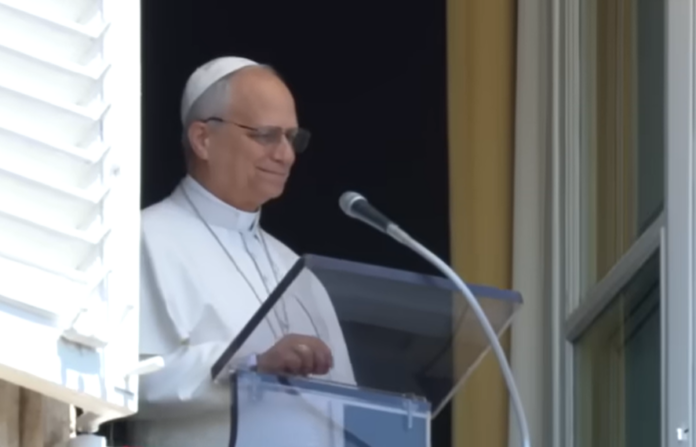 Papst Leo beim Regina Caeli